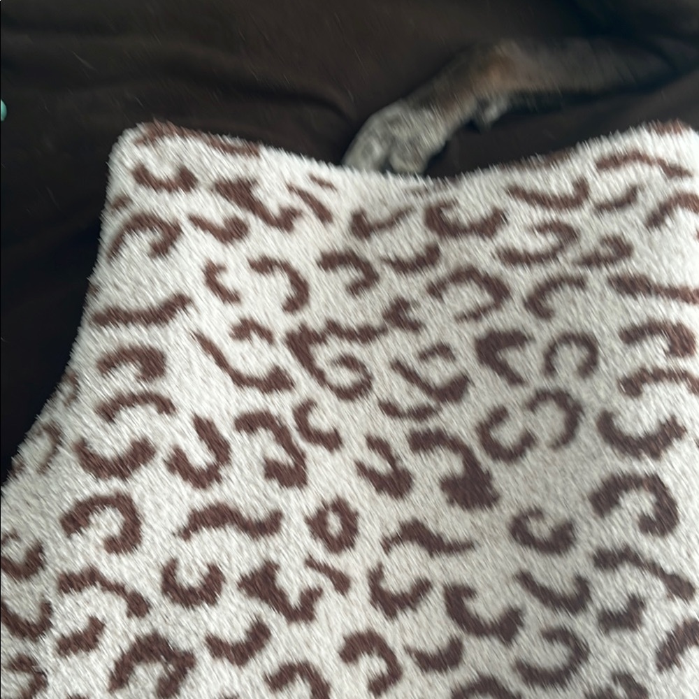 Leopard Print Fleece Jacket - Picture 3 of 3